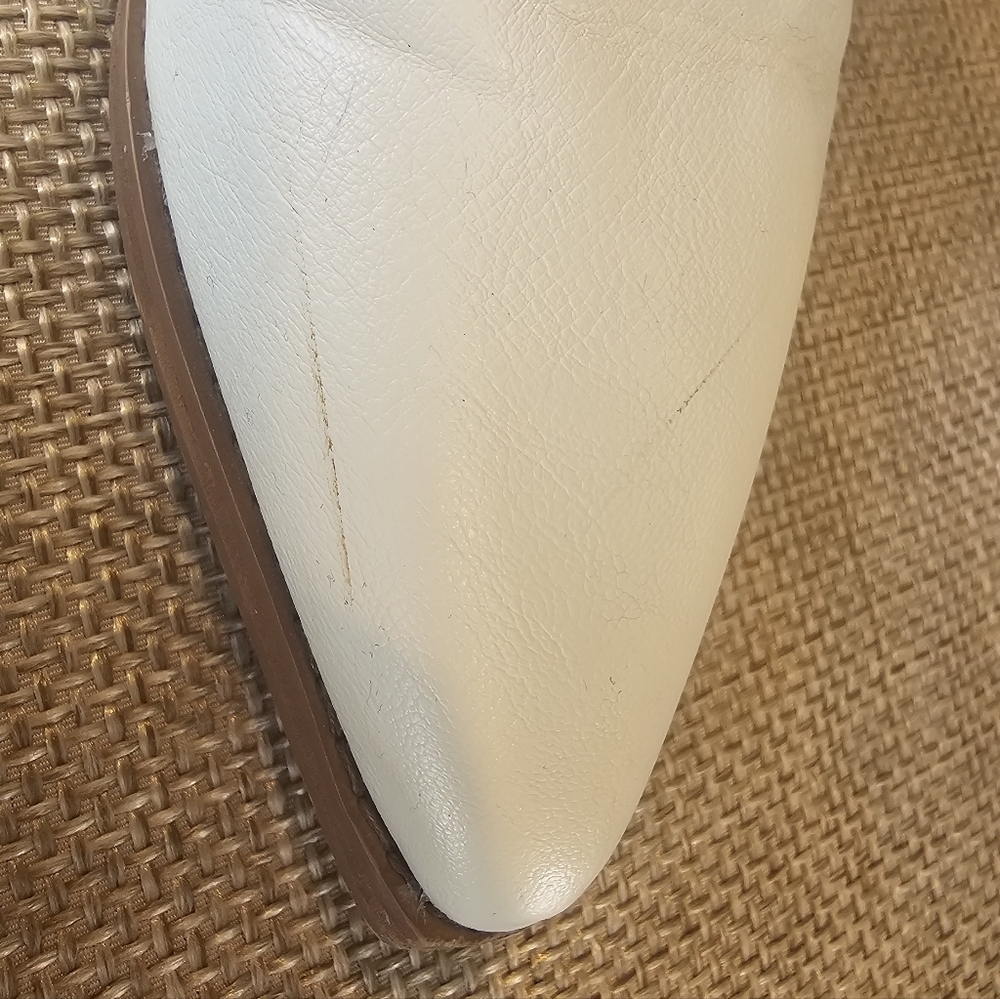 Women's White Embroidered Western Cowboy Boots - Picture 5 of 10